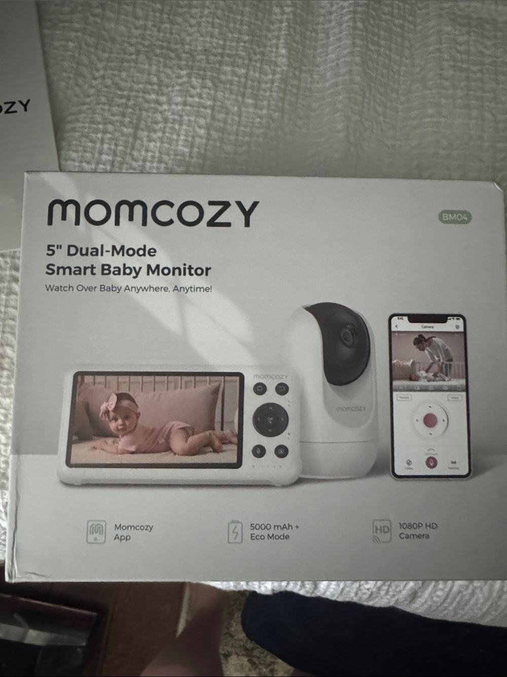 Momcozy 5" Dual-Mode Smart Baby Monitor - White